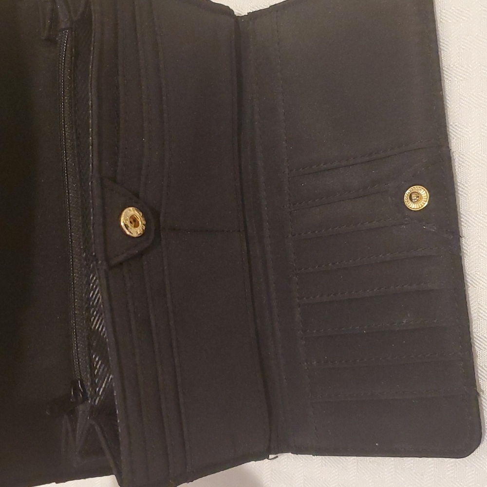 Tahari Royal Flush Black Wallet Nwt View 5